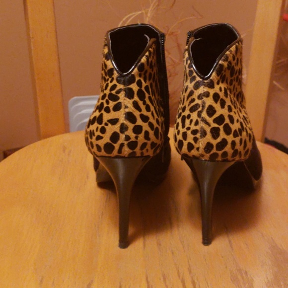 Boots - Picture 3 of 3